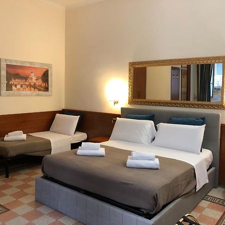 A Rosmini Suites ローマ エクステリア 写真