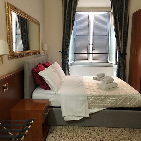 A Rosmini Suites ローマ エクステリア 写真